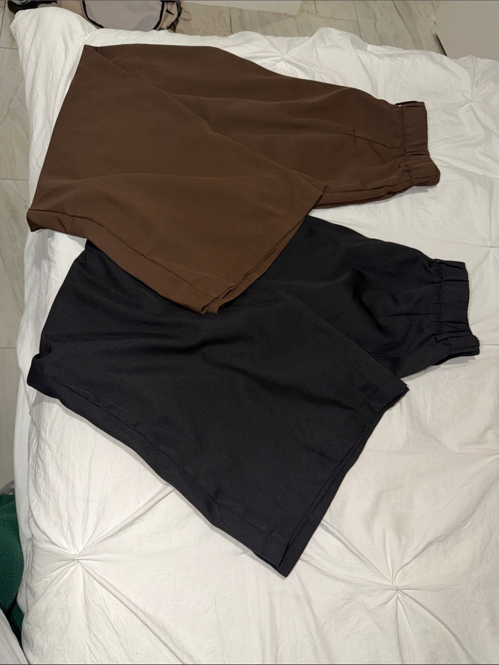 Casual Elastic Waist Shorts - Brown & Black